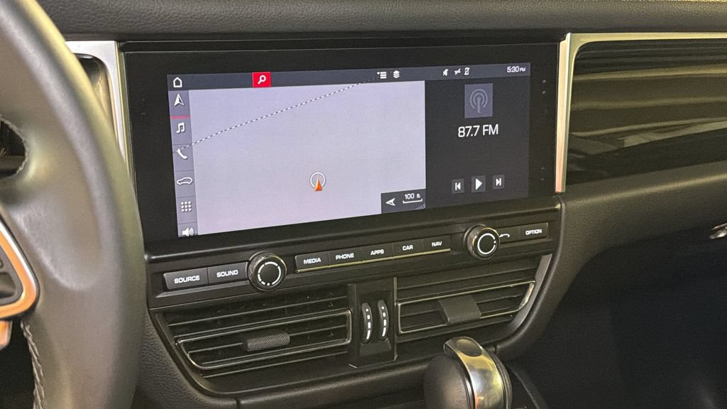 Used 2019 Porsche Macan AWD/4WD image 24