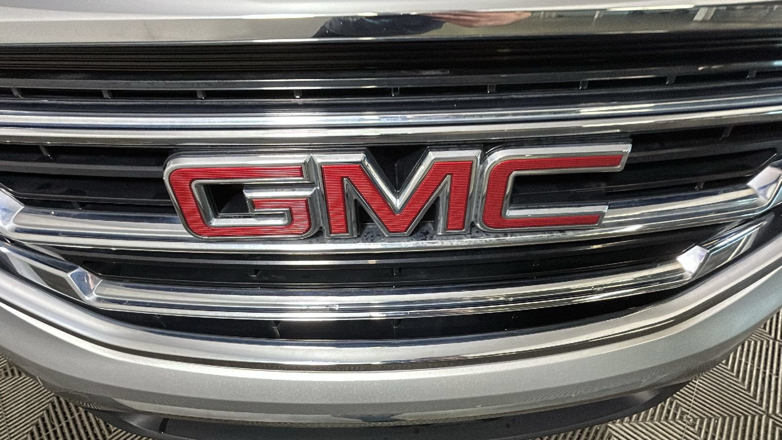 Used 2021 GMC Terrain SLT FWD image 10