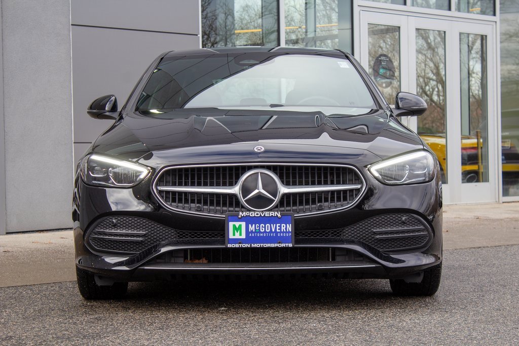 Used 2025 Mercedes-Benz C 300 4MATIC Sedan image 2