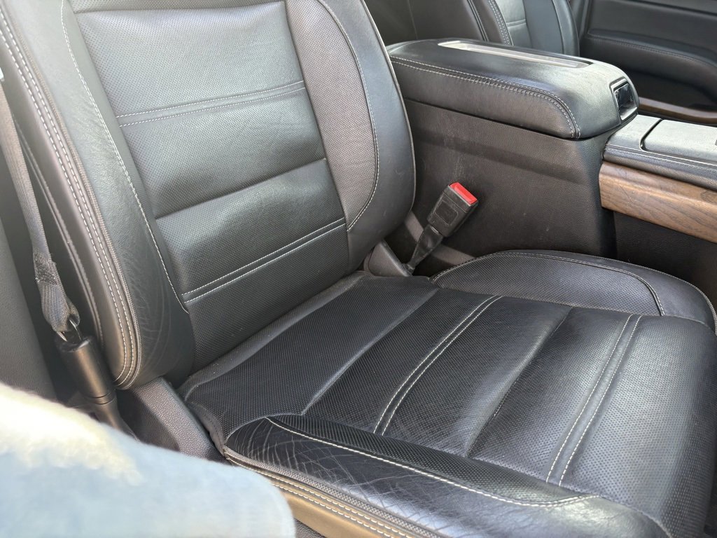 Used 2020 GMC Yukon XL Denali image 30