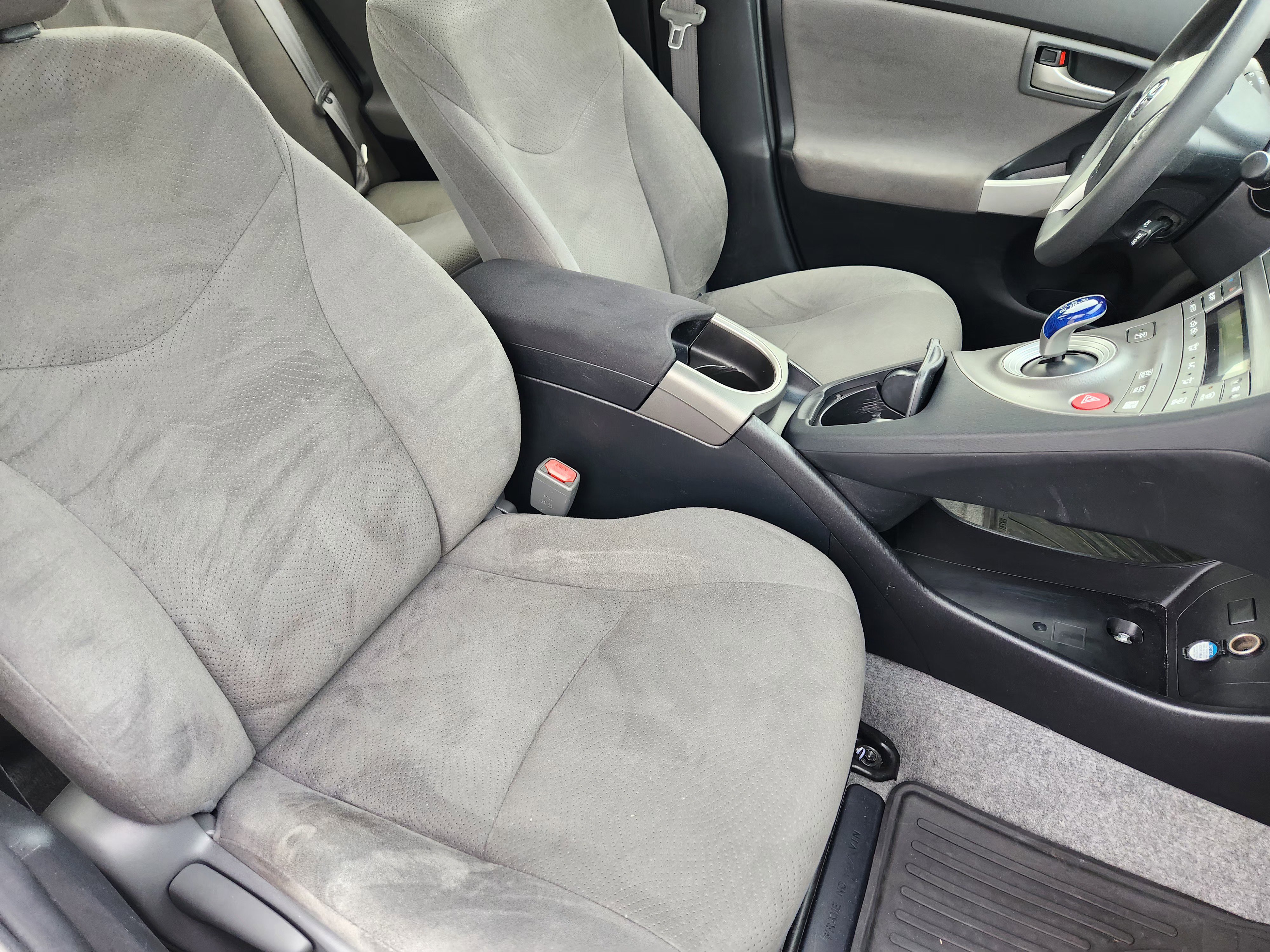 Used 2015 Toyota Prius Two FWD image 15