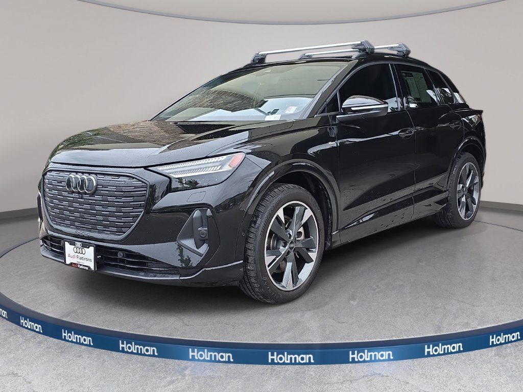 Used 2024 Audi Q4 e-tron Prestige w/ Black Optic Package