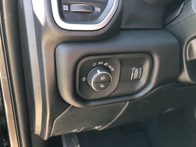 New 2026 RAM 3500 Big Horn AWD/4WD image 30