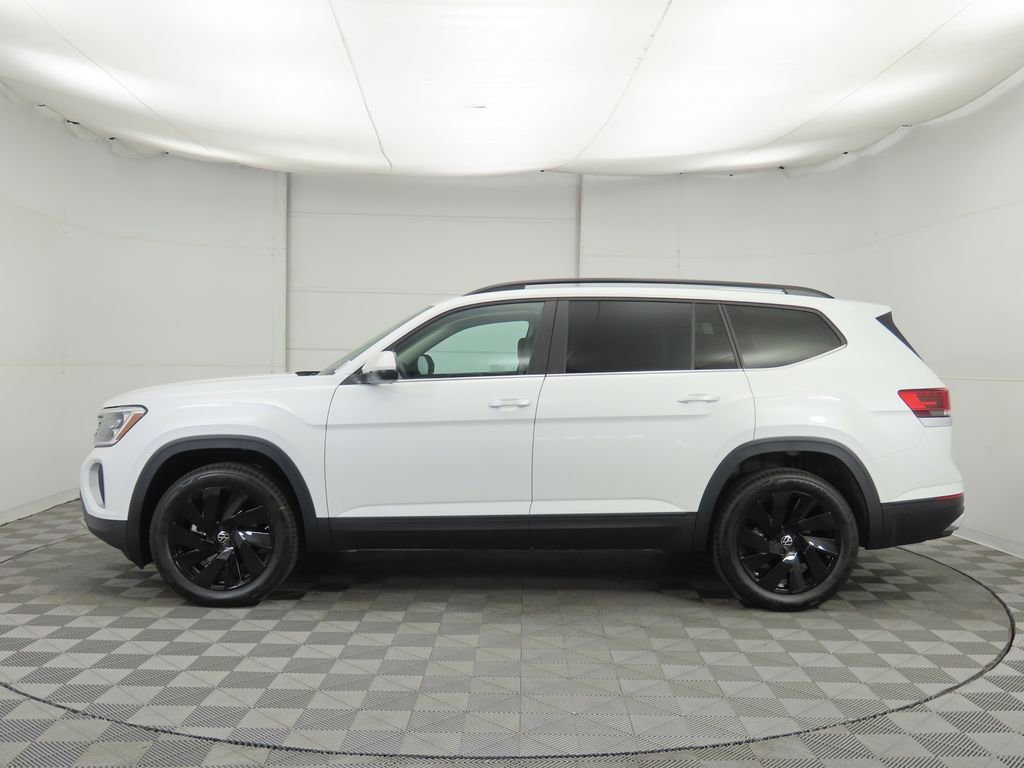 New 2026 Volkswagen Atlas SE image 8