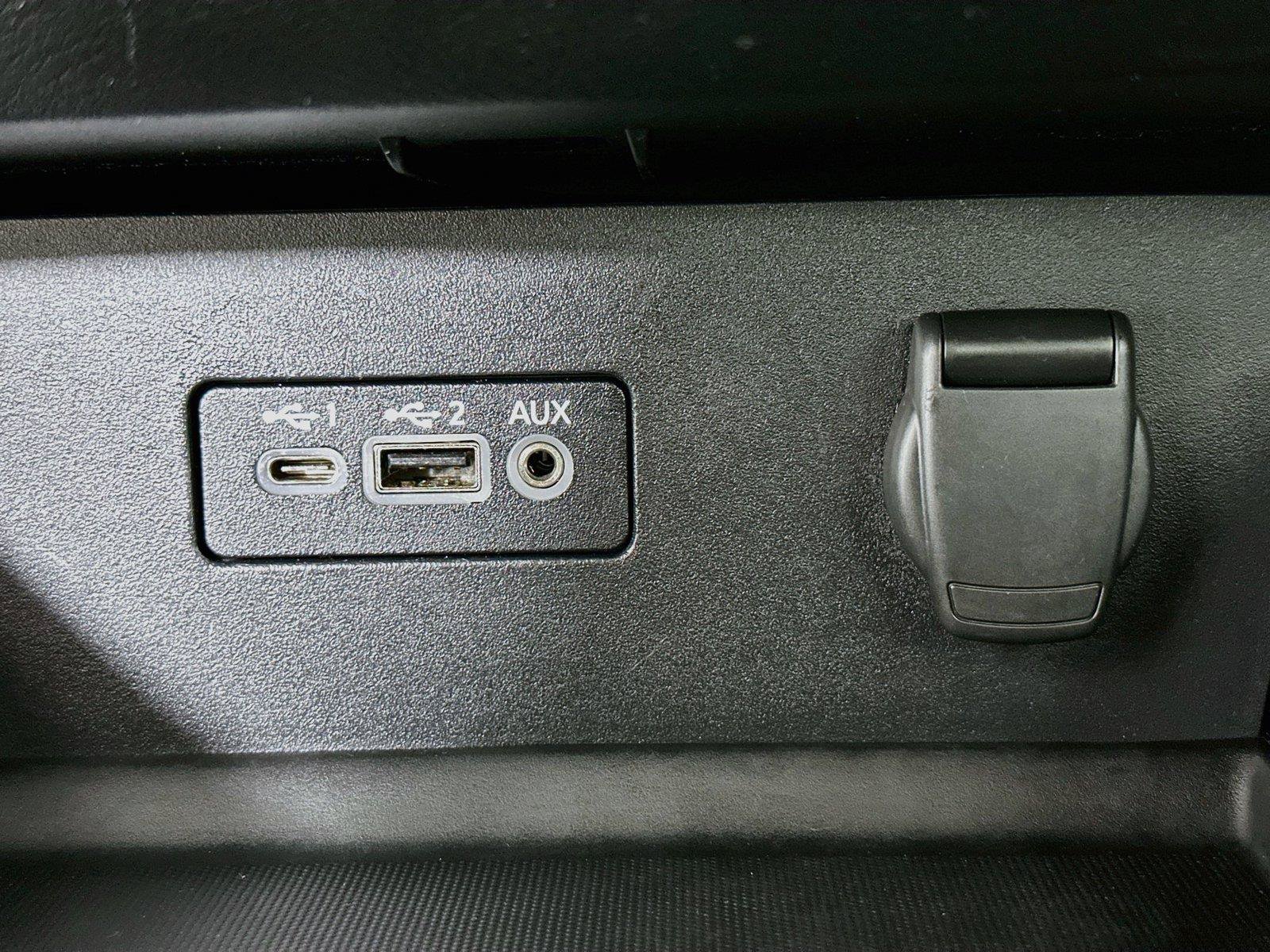 Used 2024 Nissan Altima 2.5 SV FWD image 30
