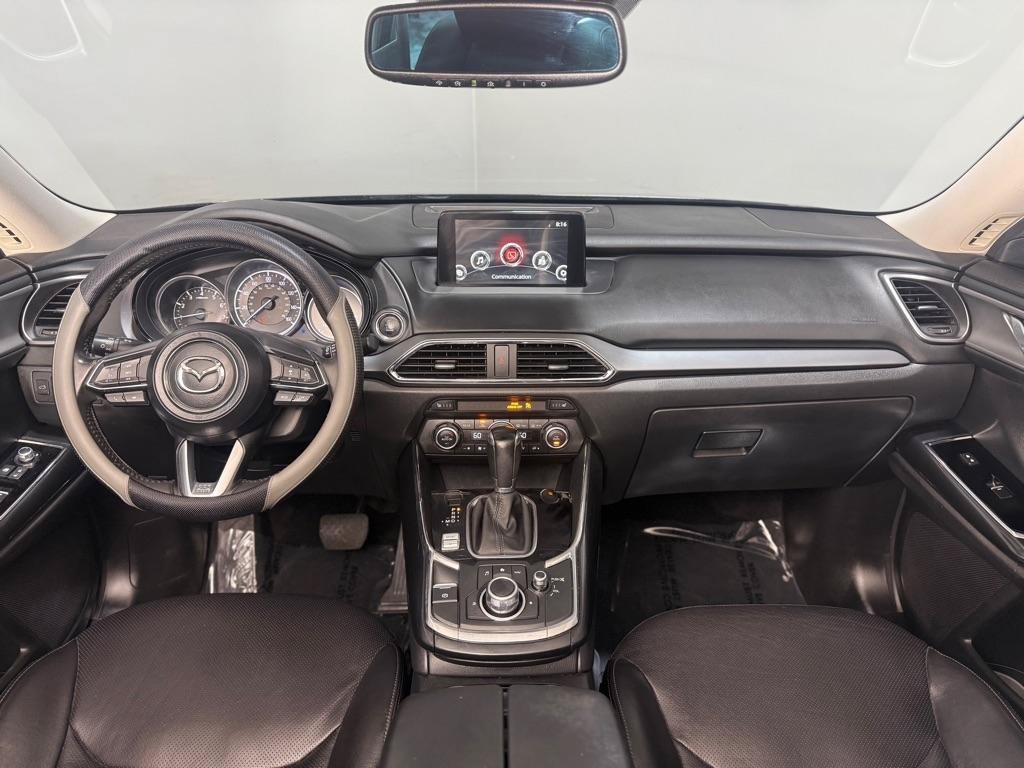 Used 2018 MAZDA CX-9 Touring FWD image 11