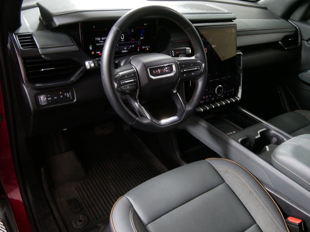 Used 2024 GMC Acadia AT4 image 11