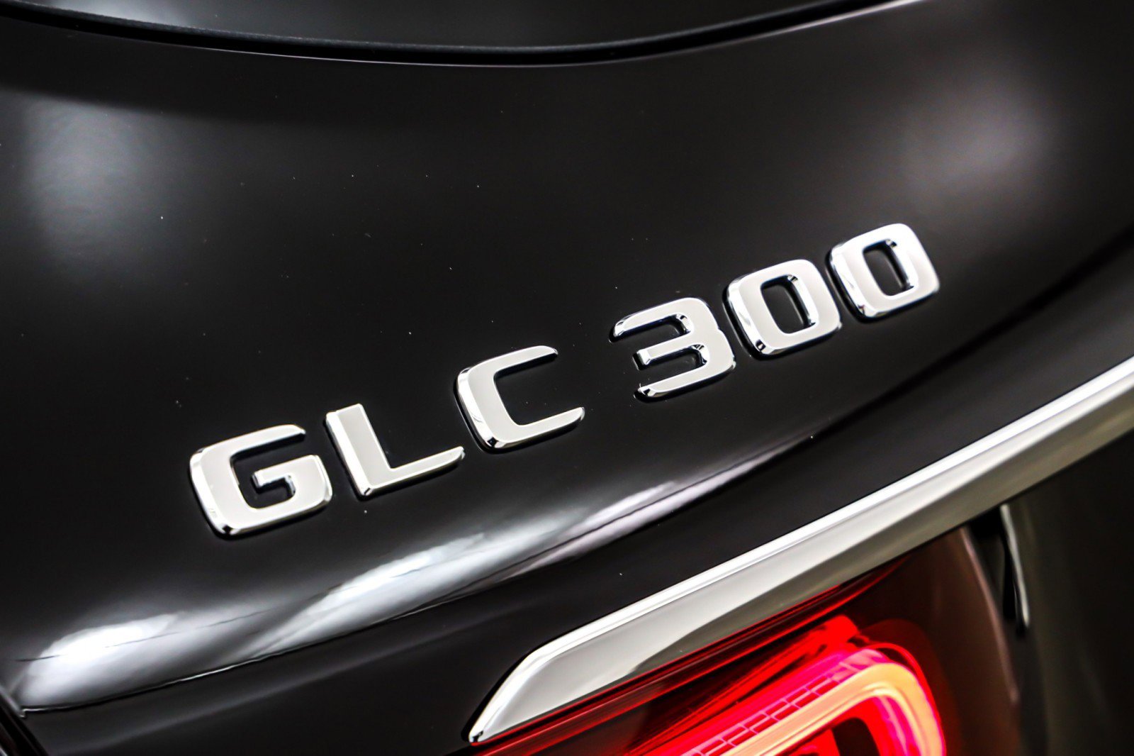 Used 2022 Mercedes-Benz GLC 300 GLC 300 SUV image 10