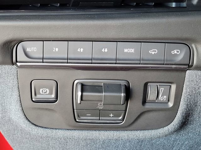 New 2026 Cadillac Escalade Platinum Sport w/ LPO, ONYX Package image 13