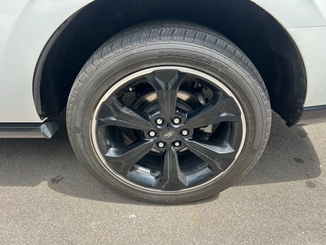 Used 2024 Ford Expedition Limited AWD/4WD image 9