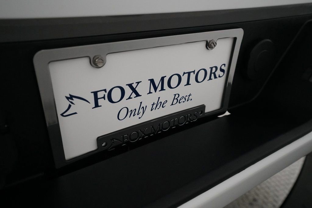 Used 2025 GMC Sierra 1500 Elevation image 35