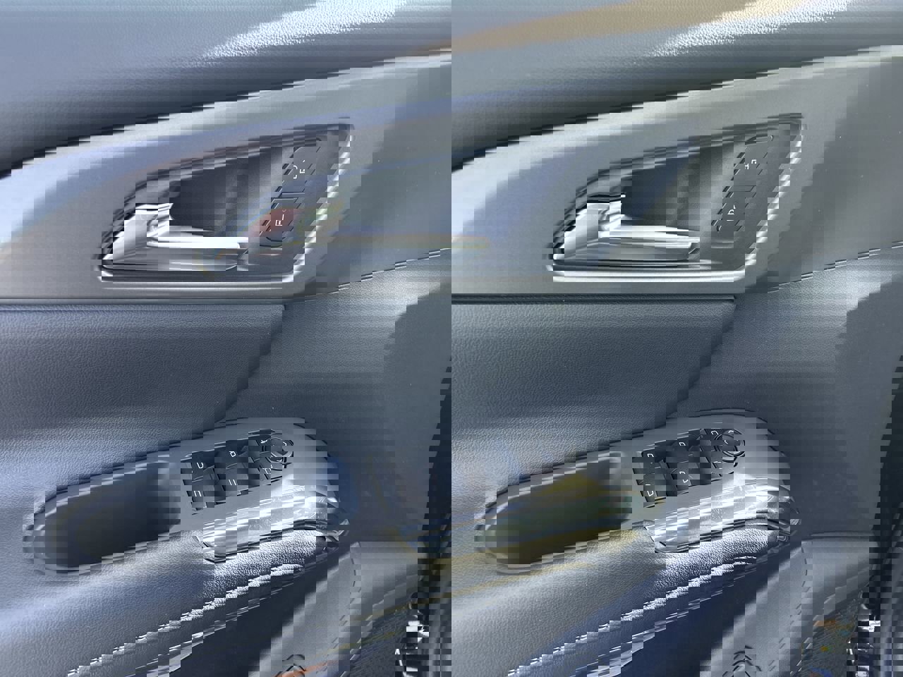 New 2026 Chevrolet Traverse LT w/ Driver Confidence Package image 22
