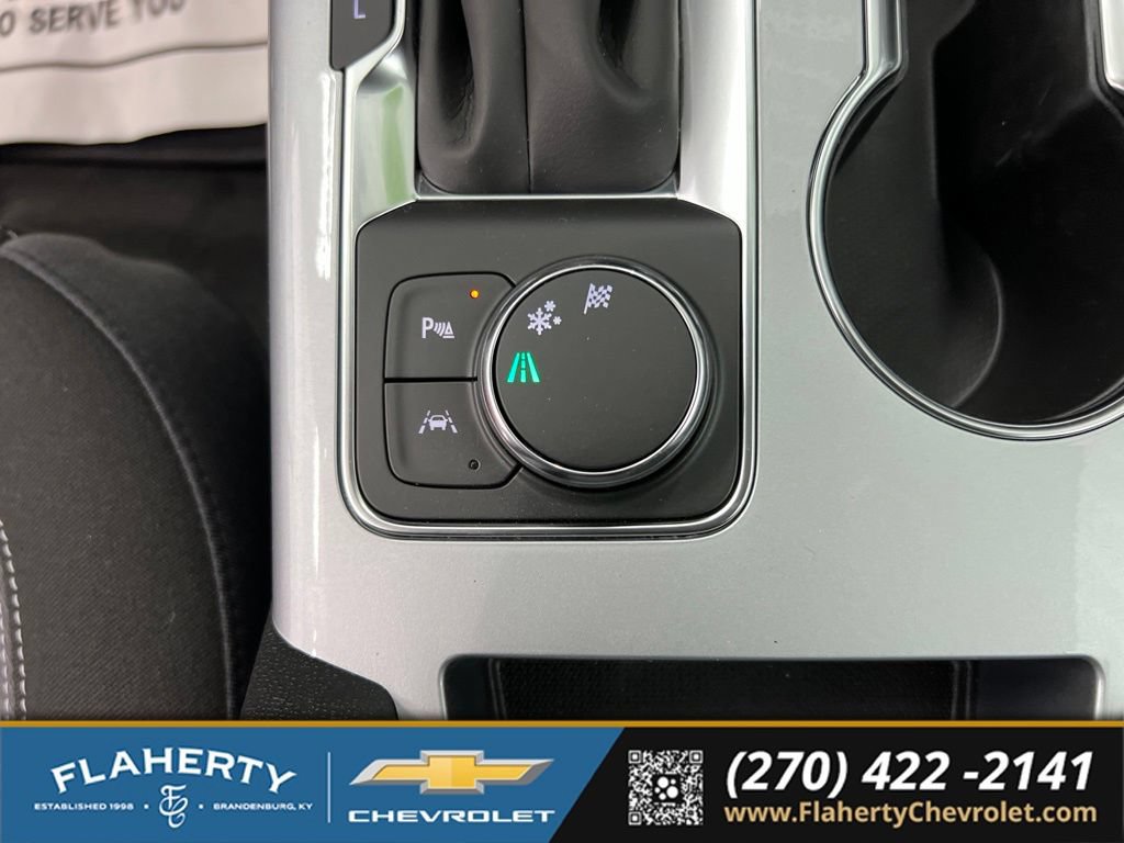 Used 2026 Chevrolet Blazer LT FWD image 29