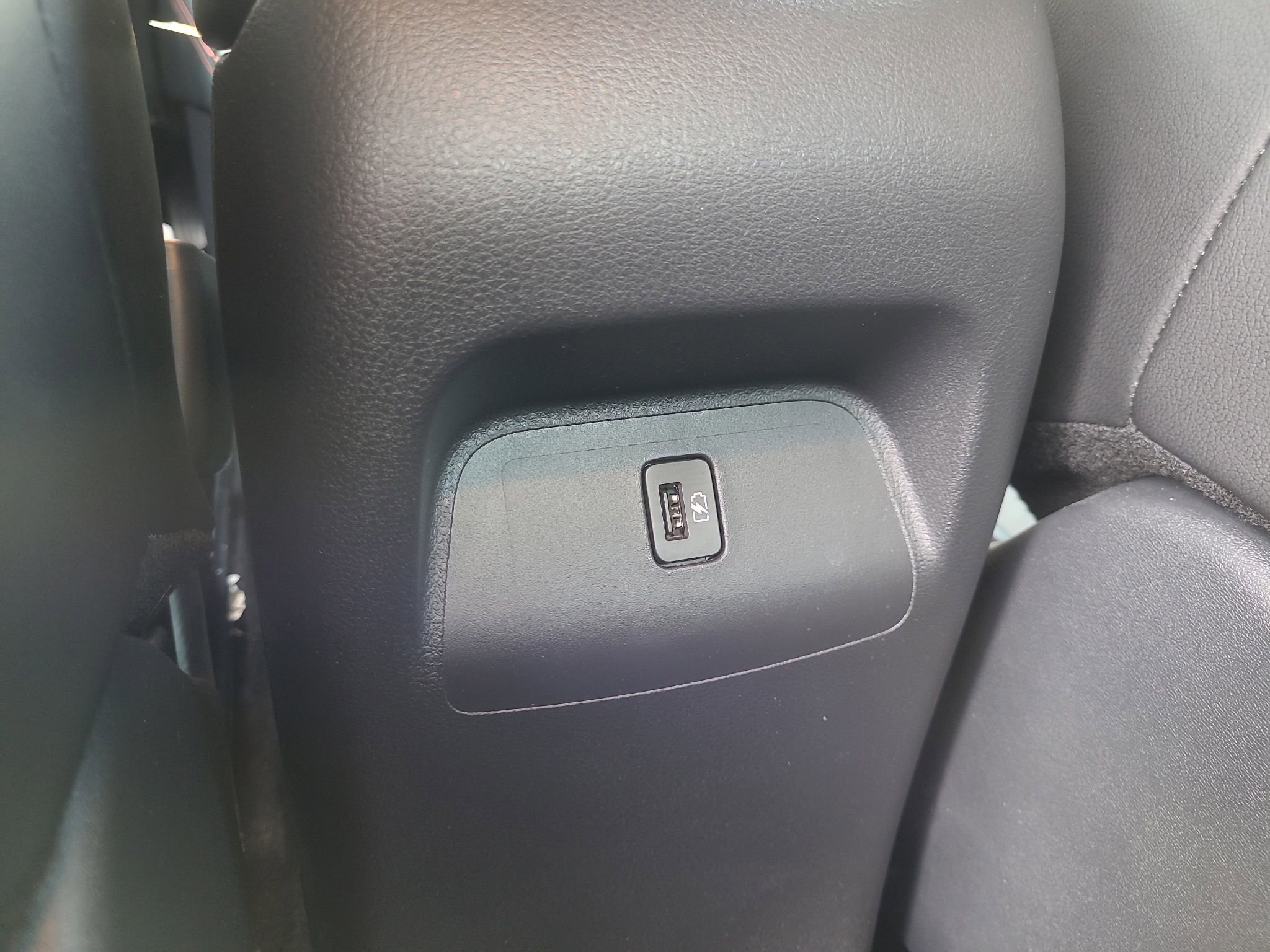 Used 2024 Nissan Sentra SR w/ SR Premium Package image 28