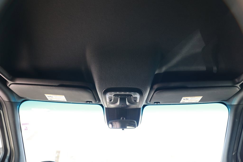 Used 2022 Mercedes-Benz Sprinter 144 Cargo image 31