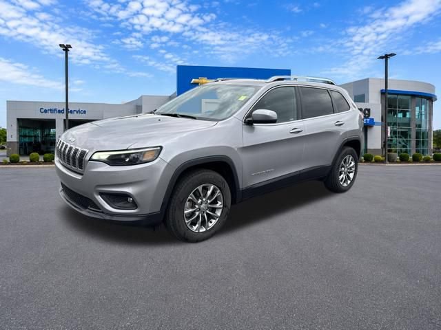Used 2020 Jeep Cherokee Latitude Plus AWD/4WD image 3
