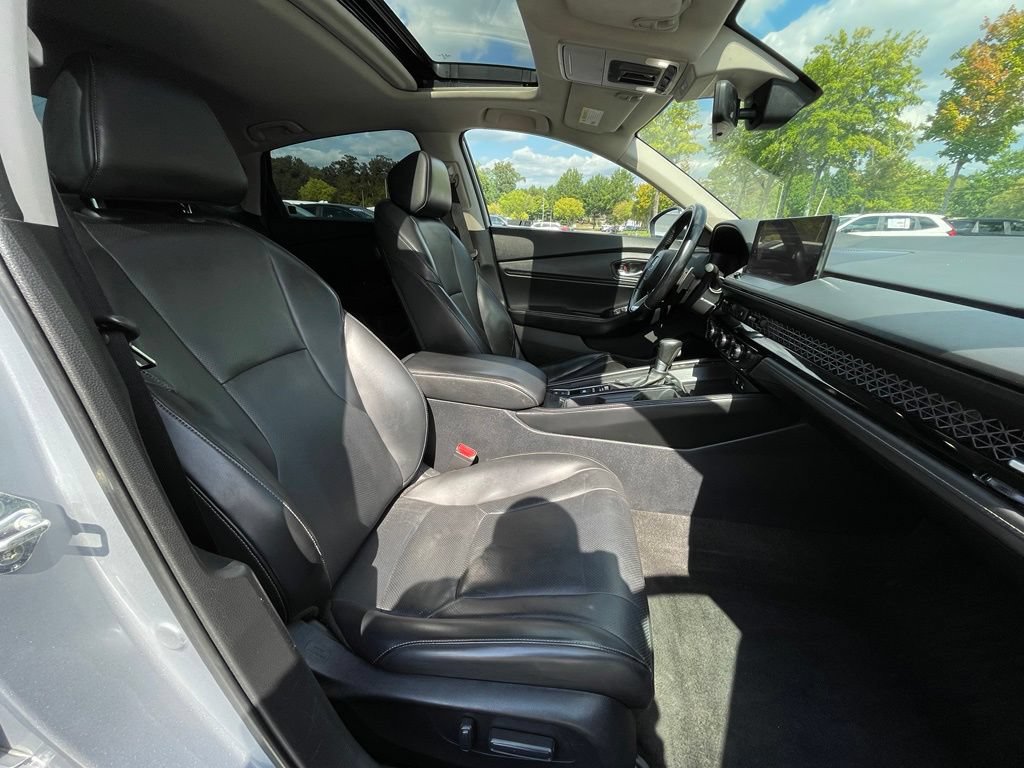 Certified 2023 Honda Accord Touring image 32