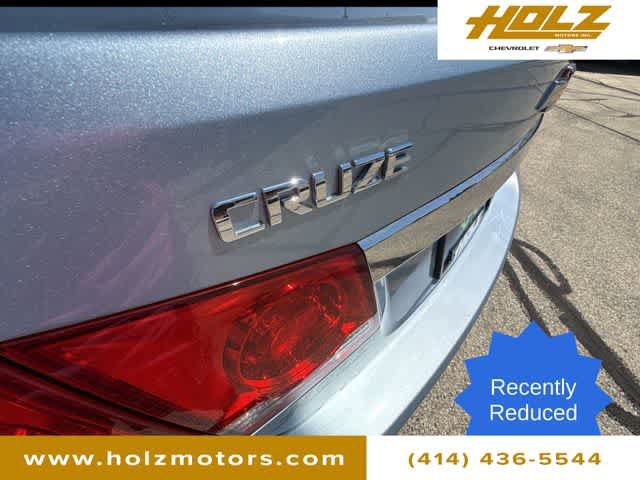 Certified 2011 Chevrolet Cruze LS FWD image 28