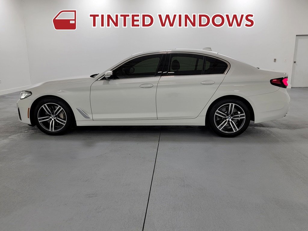 Used 2022 BMW 530i xDrive w/ Convenience Package AWD/4WD image 5