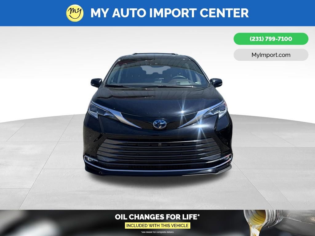 Used 2022 Toyota Sienna Platinum AWD/4WD video 2