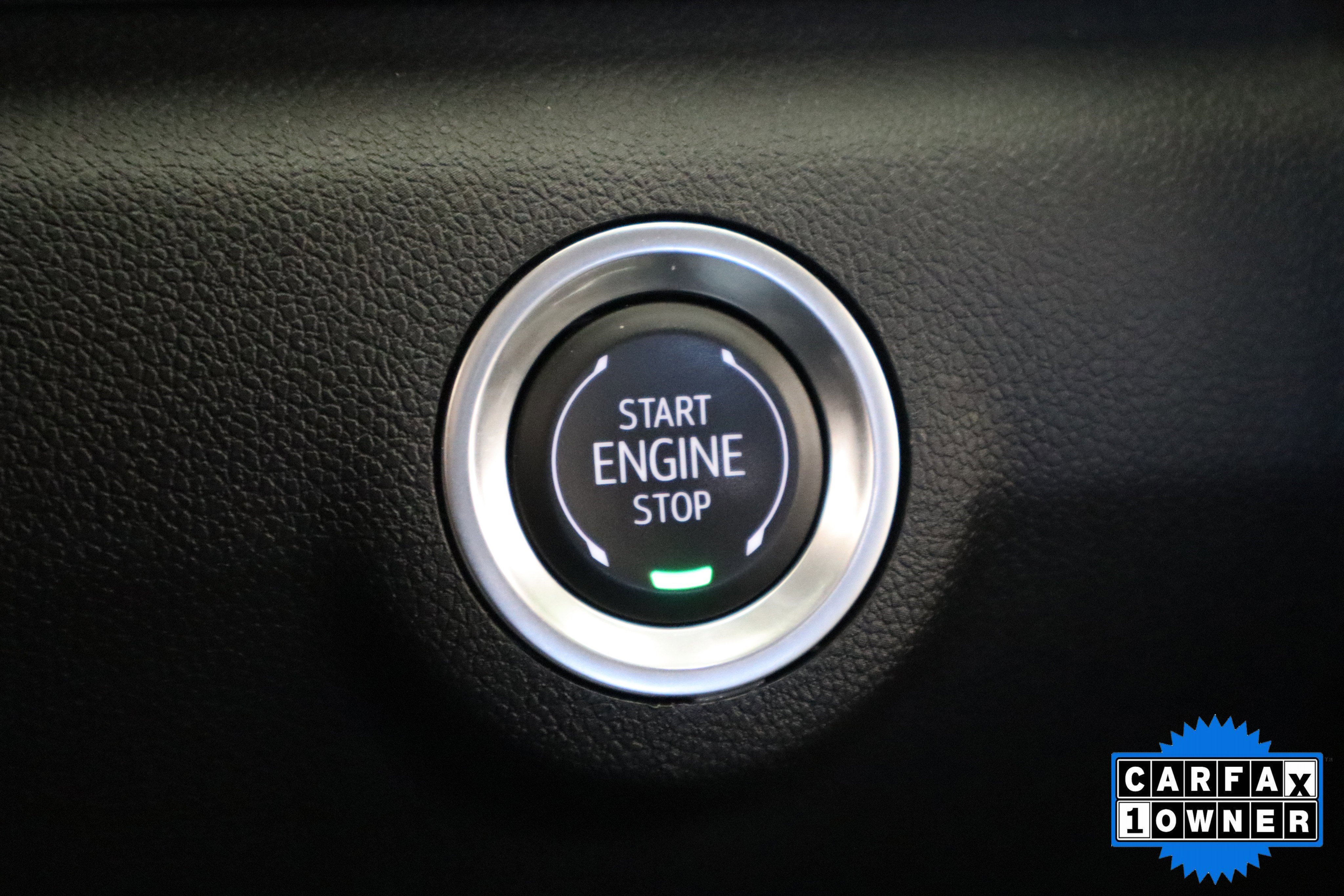 Used 2025 GMC Terrain Elevation w/ LPO, Floor Liner Package image 31