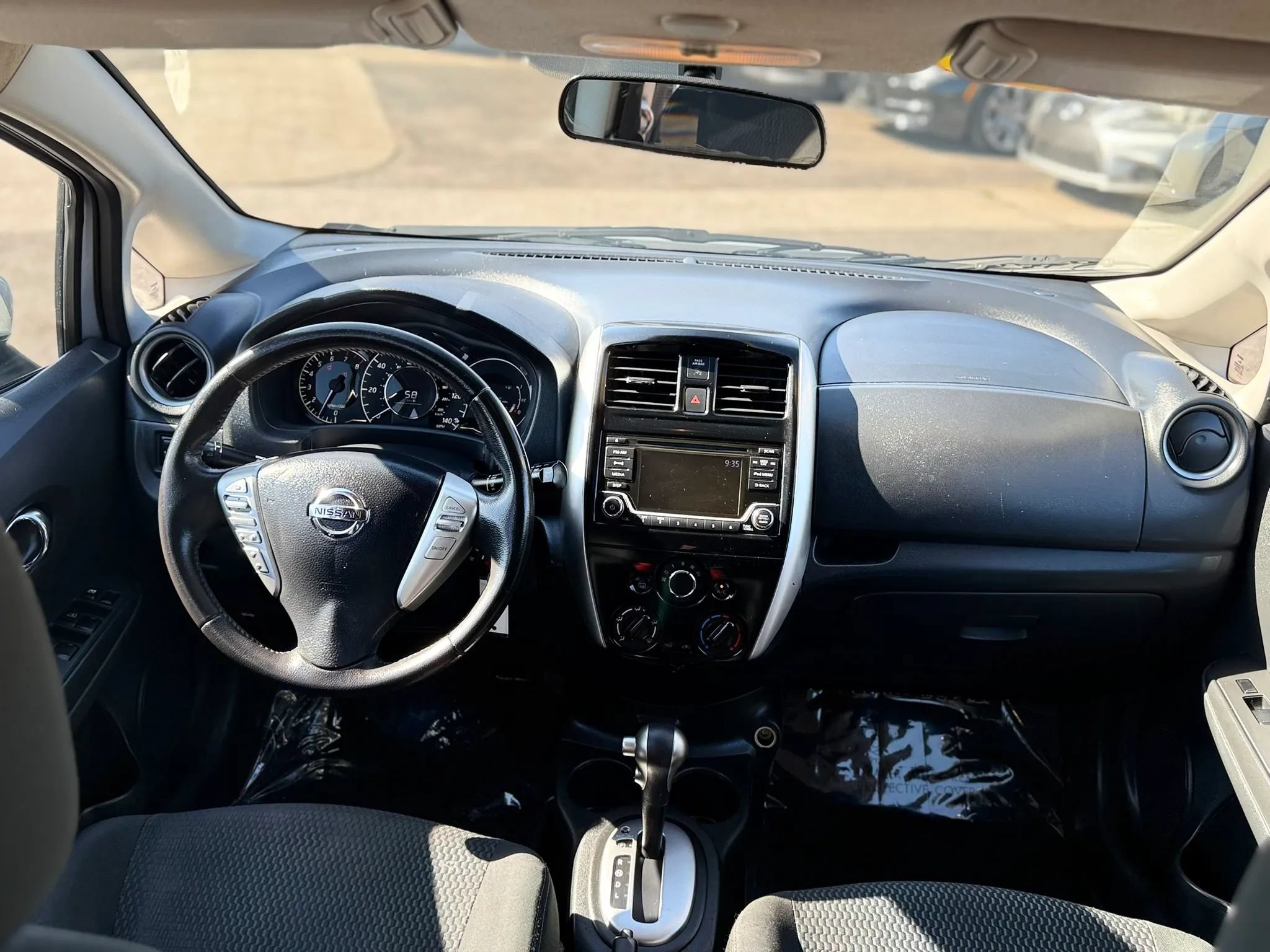 Used 2017 Nissan Versa Note SV FWD image 32