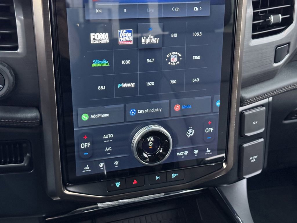 Used 2025 Ford F150 Lightning Lariat AWD/4WD image 16