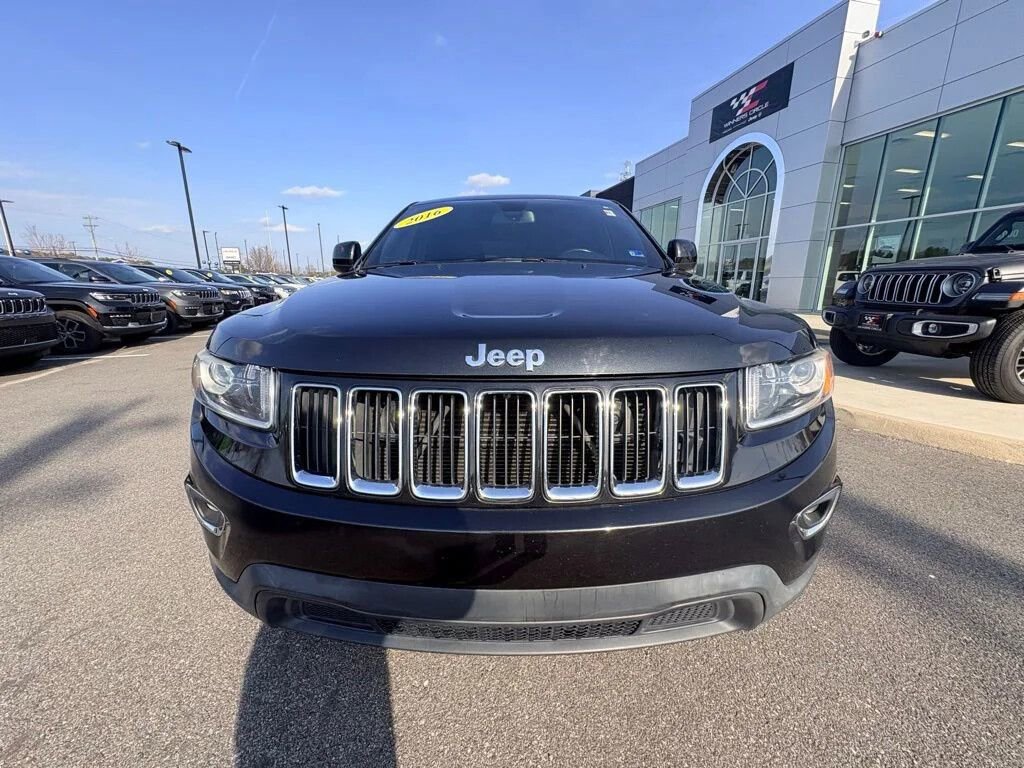 Used 2016 Jeep Grand Cherokee Laredo w/ Quick Order Package 23E RWD image 28