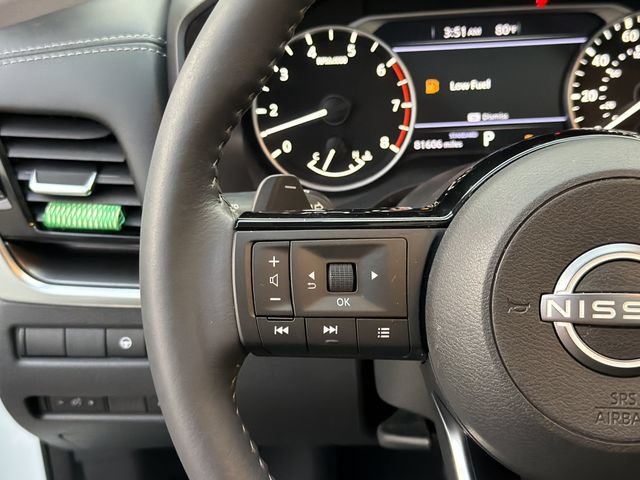 Used 2023 Nissan Rogue SV w/ SV Premium Package FWD image 25