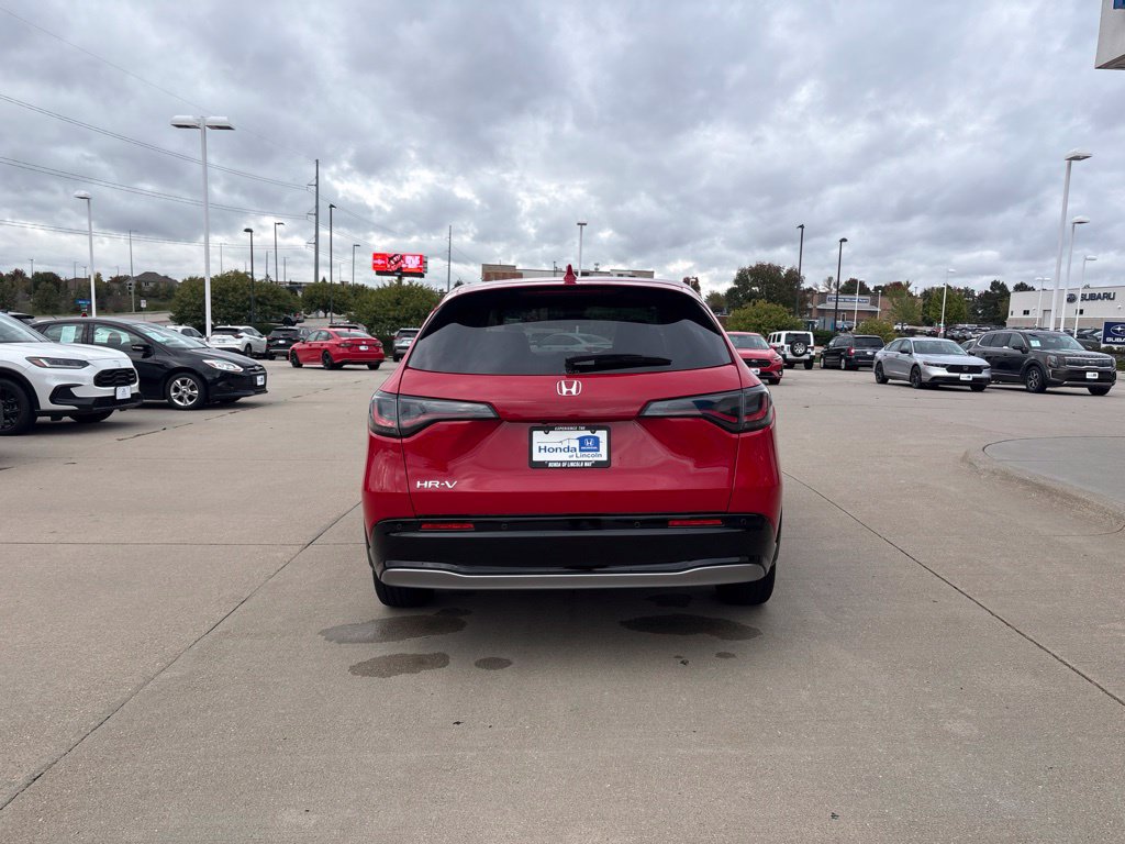 Certified 2024 Honda HR-V EX-L image 6