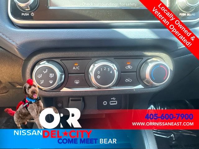 Used 2025 Nissan Versa SV FWD image 25