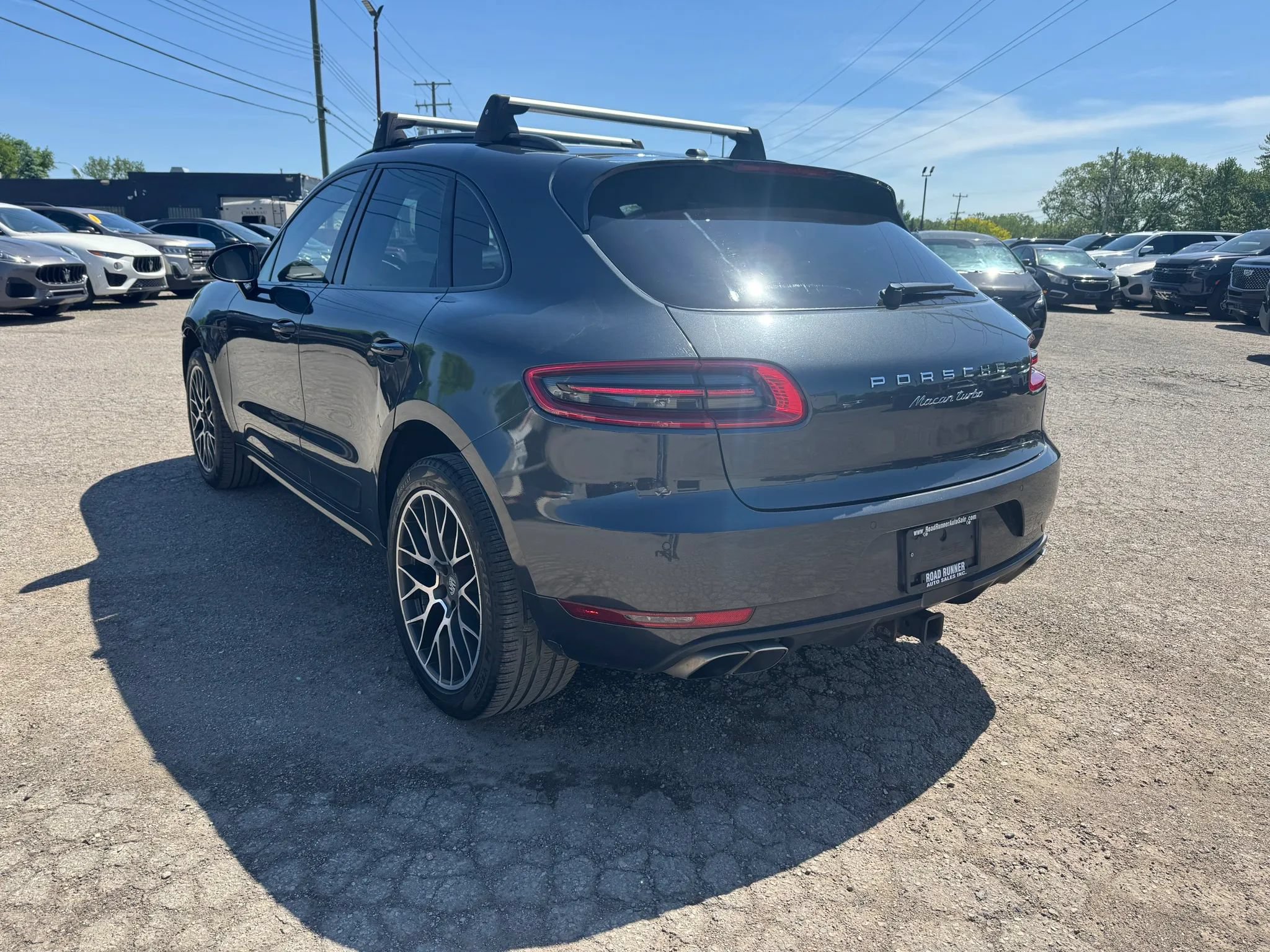 Used 2018 Porsche Macan Turbo AWD/4WD image 5