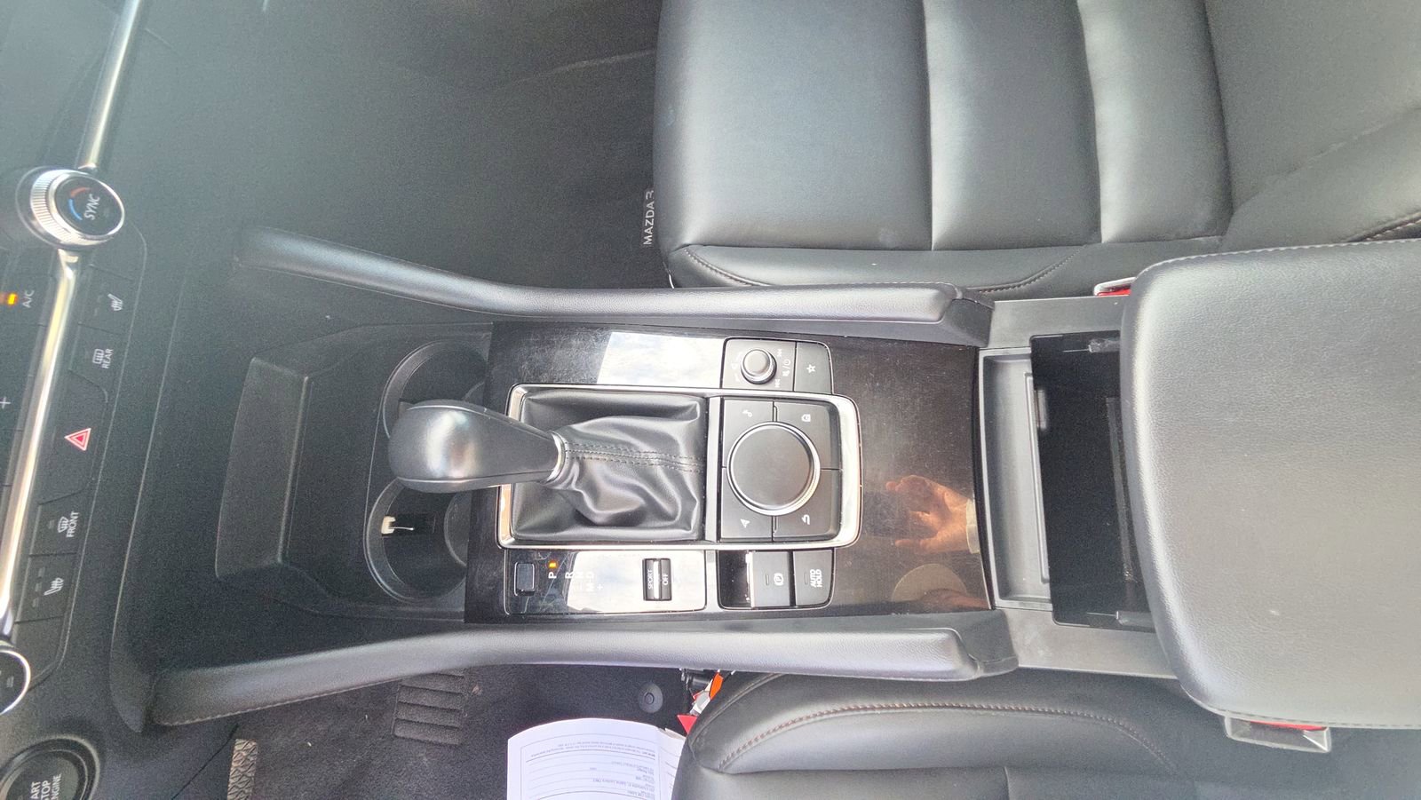 Used 2023 MAZDA MAZDA3 s image 31