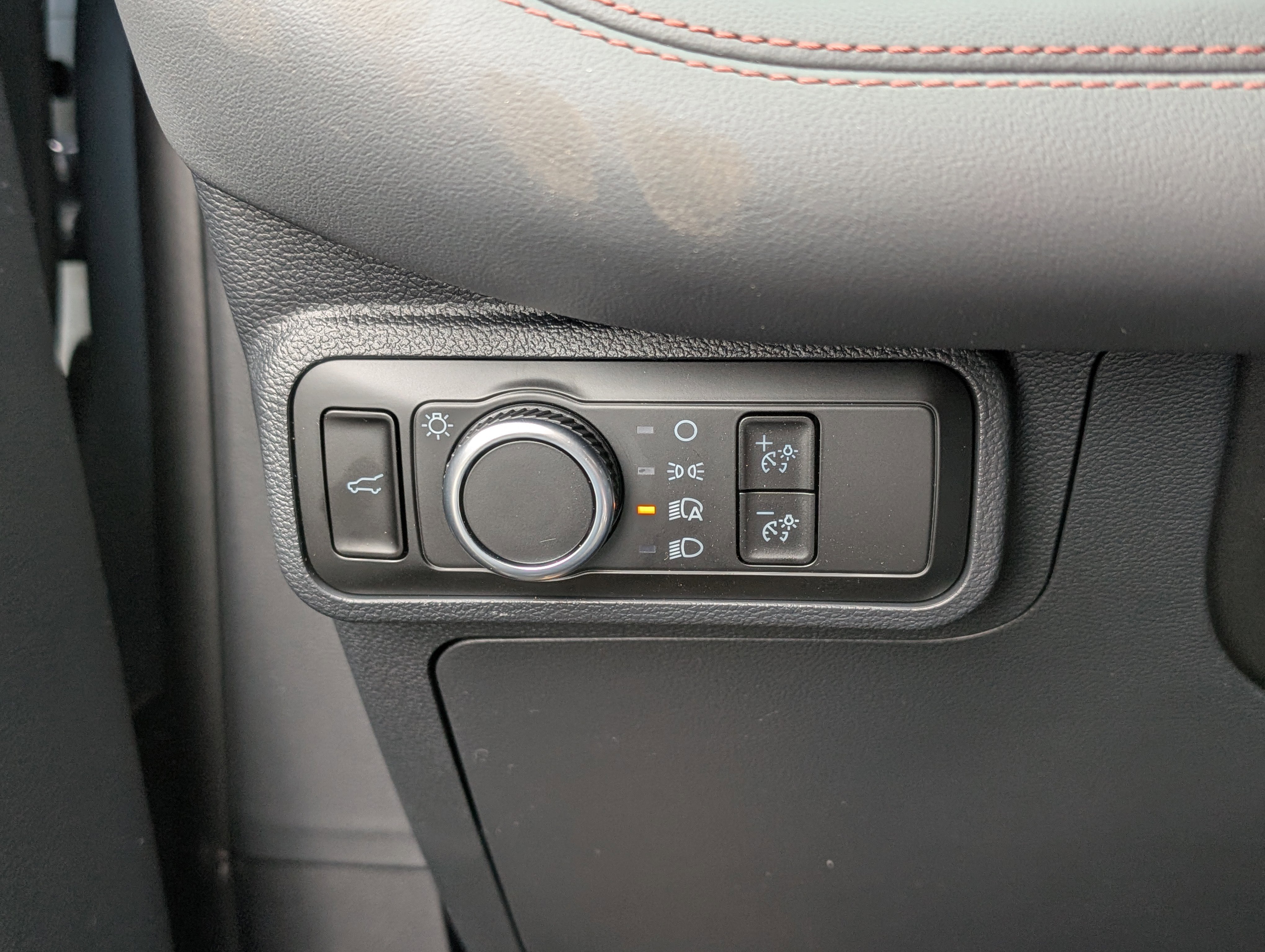 New 2026 Ford Explorer Active image 18