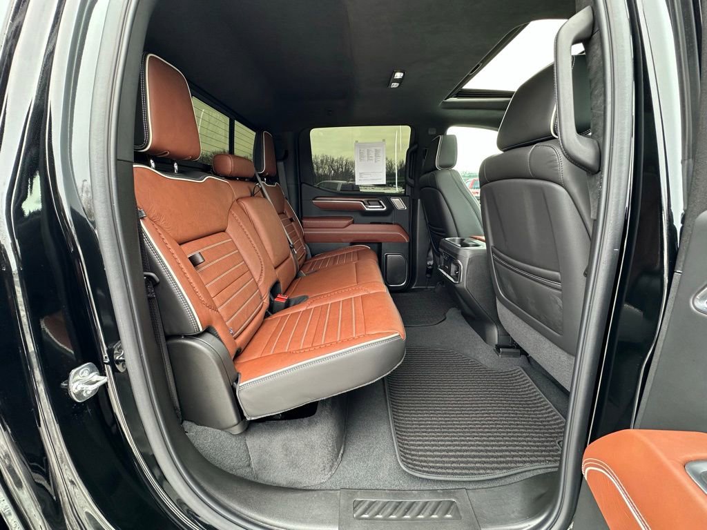 Used 2025 GMC Sierra 1500 Denali Ultimate image 24