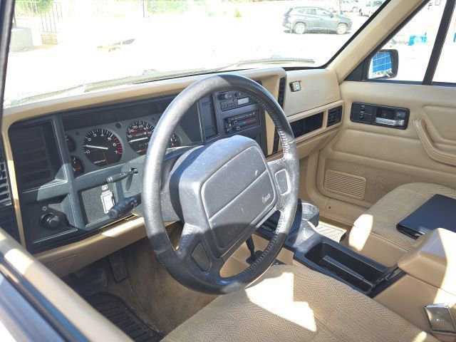 Used 1995 Jeep Cherokee Sport image 12