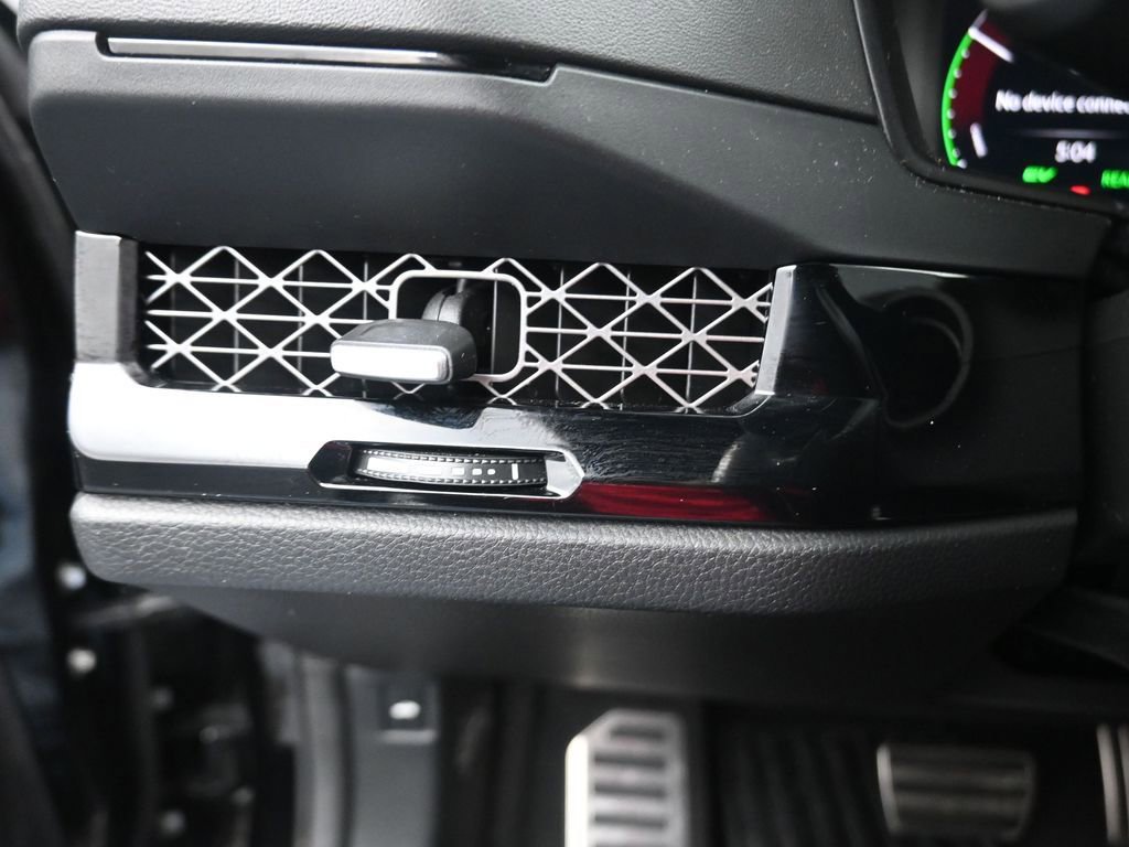 Used 2023 Honda Accord Sport image 9