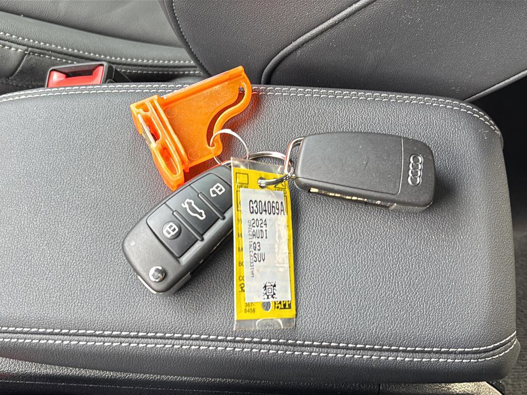Used 2024 Audi Q3 2.0T Premium Plus image 43