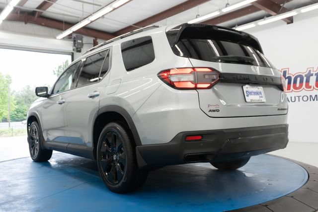 New 2026 Honda Pilot Black Edition image 7