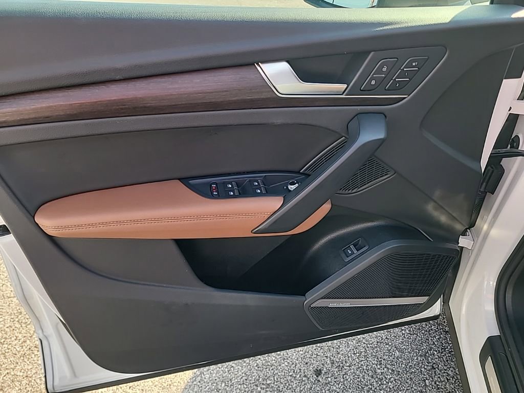 Used 2024 Audi Q5 2.0T Premium Plus image 17