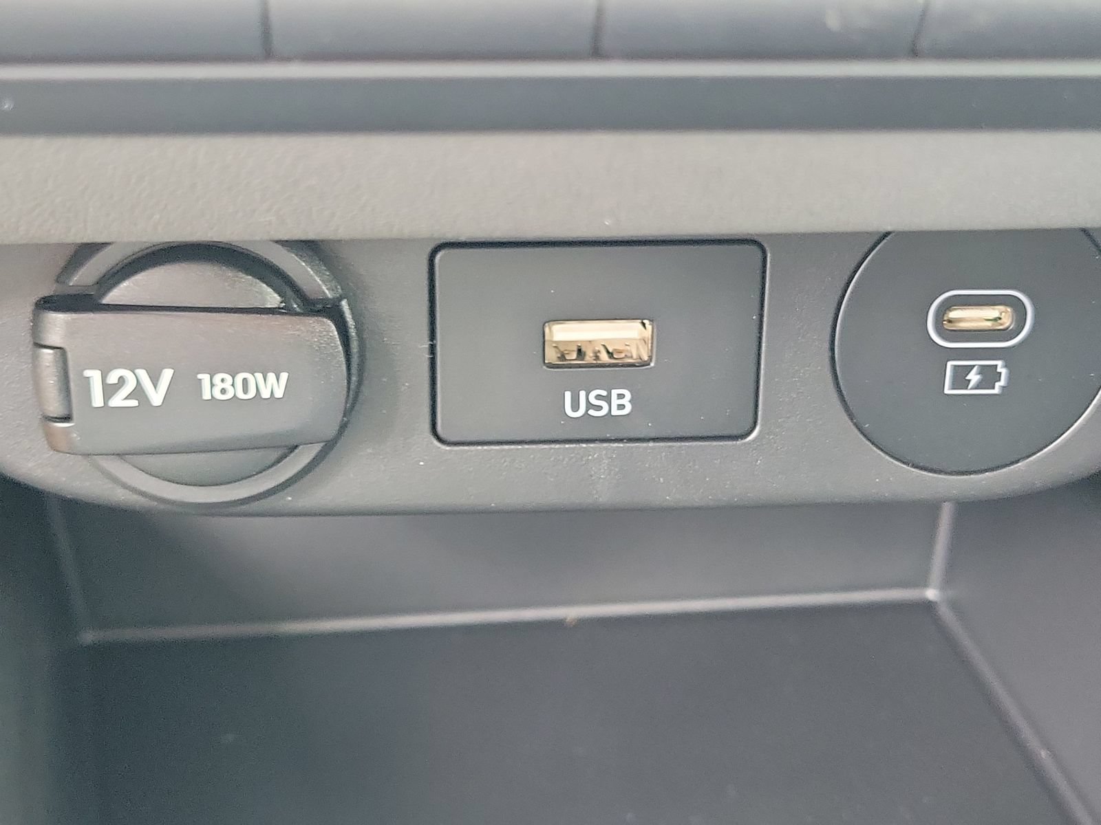 New 2026 Hyundai Elantra SE FWD image 13