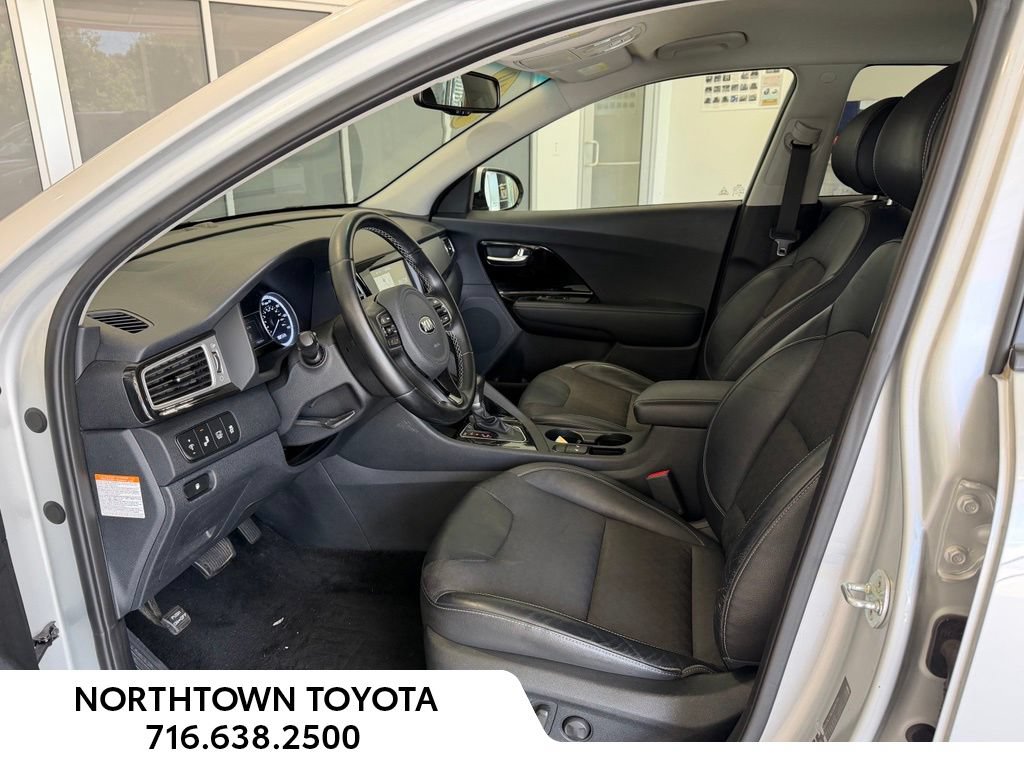 Used 2019 Kia Niro S Touring FWD image 12
