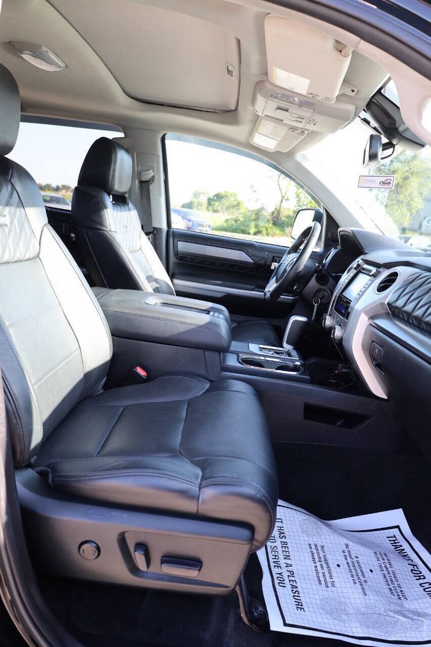 Used 2018 Toyota Tundra Platinum AWD/4WD image 15