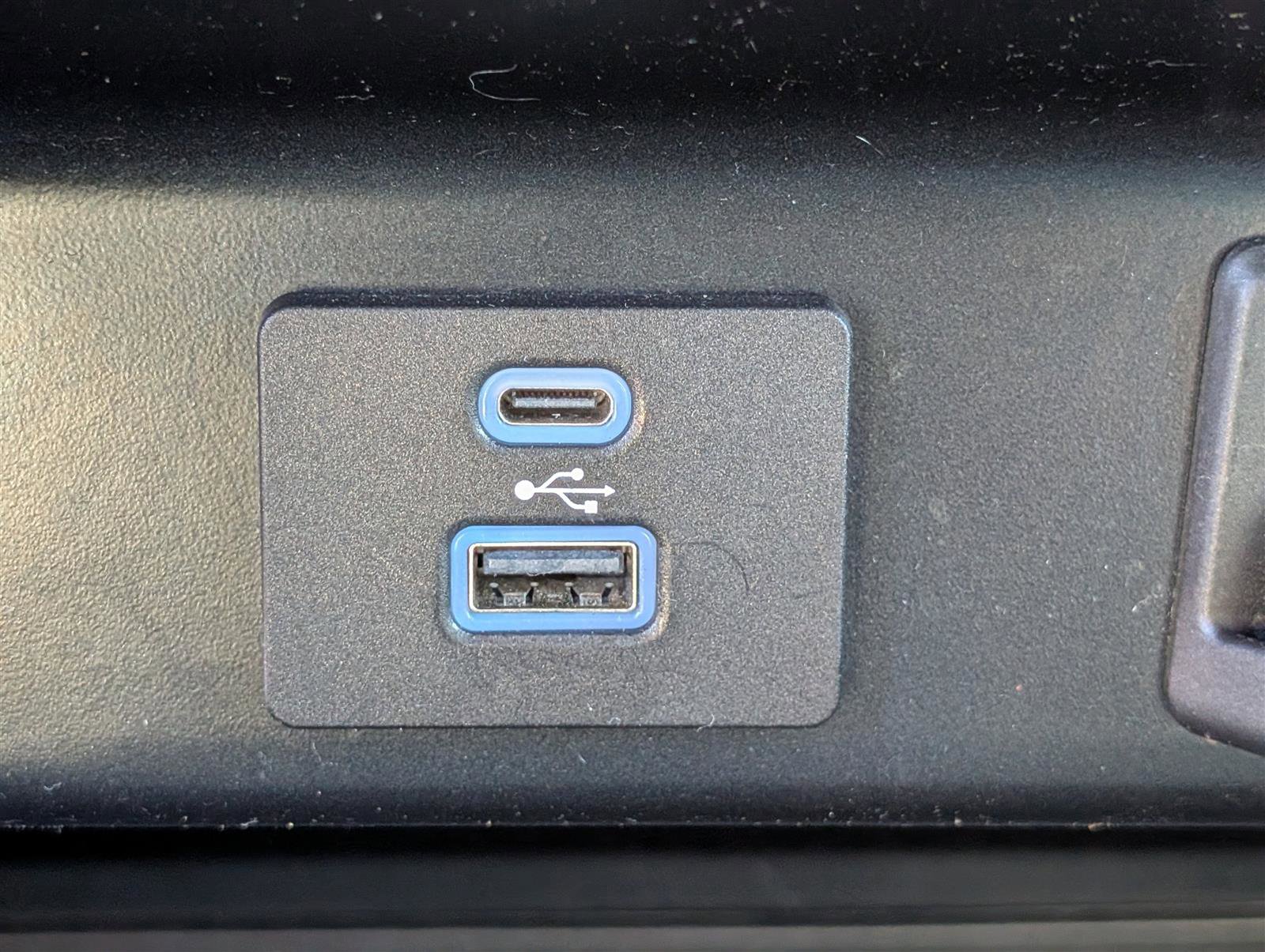 Used 2023 Ford F150 XLT image 23