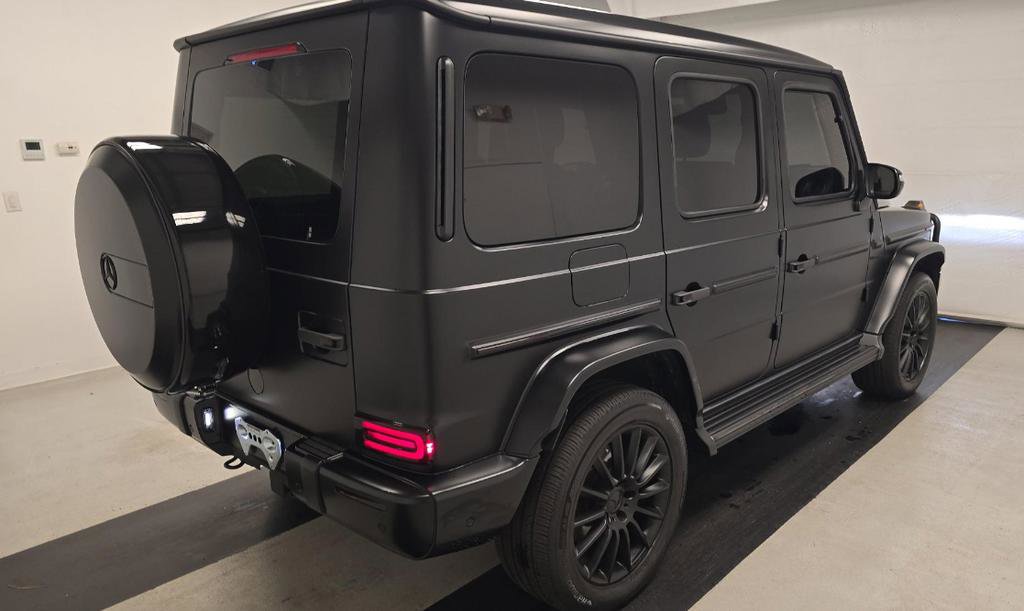 Used 2023 Mercedes-Benz G 550 image 2