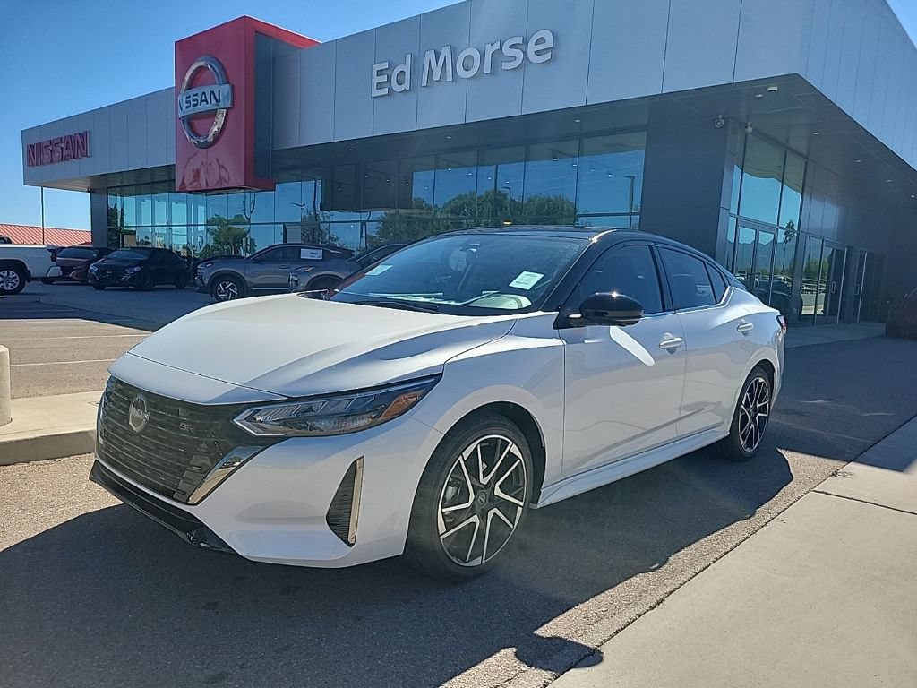 New 2025 Nissan Sentra SR w/ SR Premium Package
