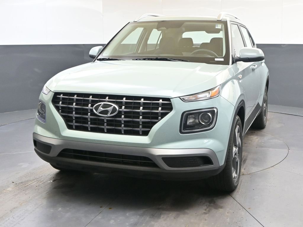 New 2026 Hyundai Venue SEL video 1