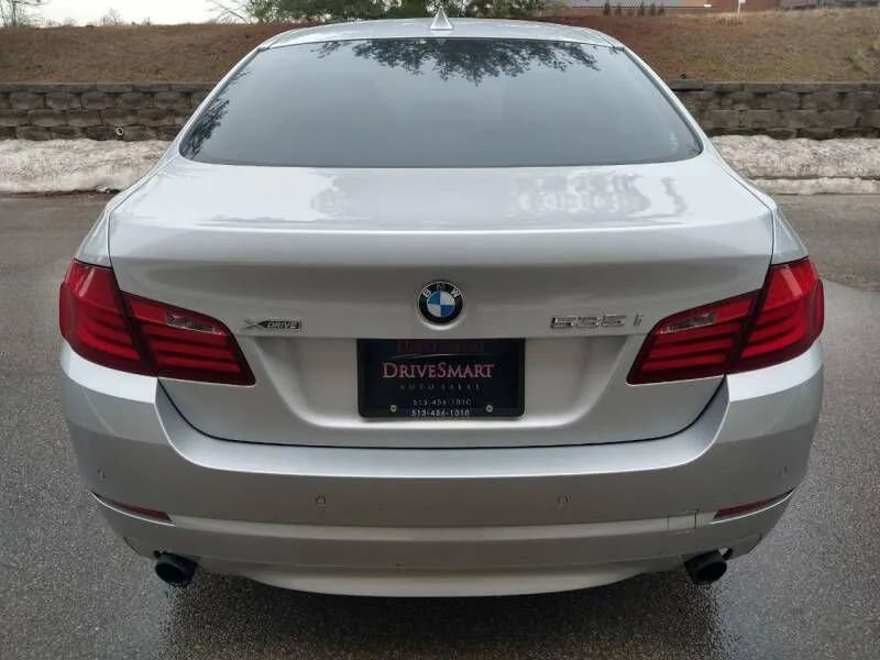 Used 2013 BMW 535i xDrive Sedan AWD/4WD image 39