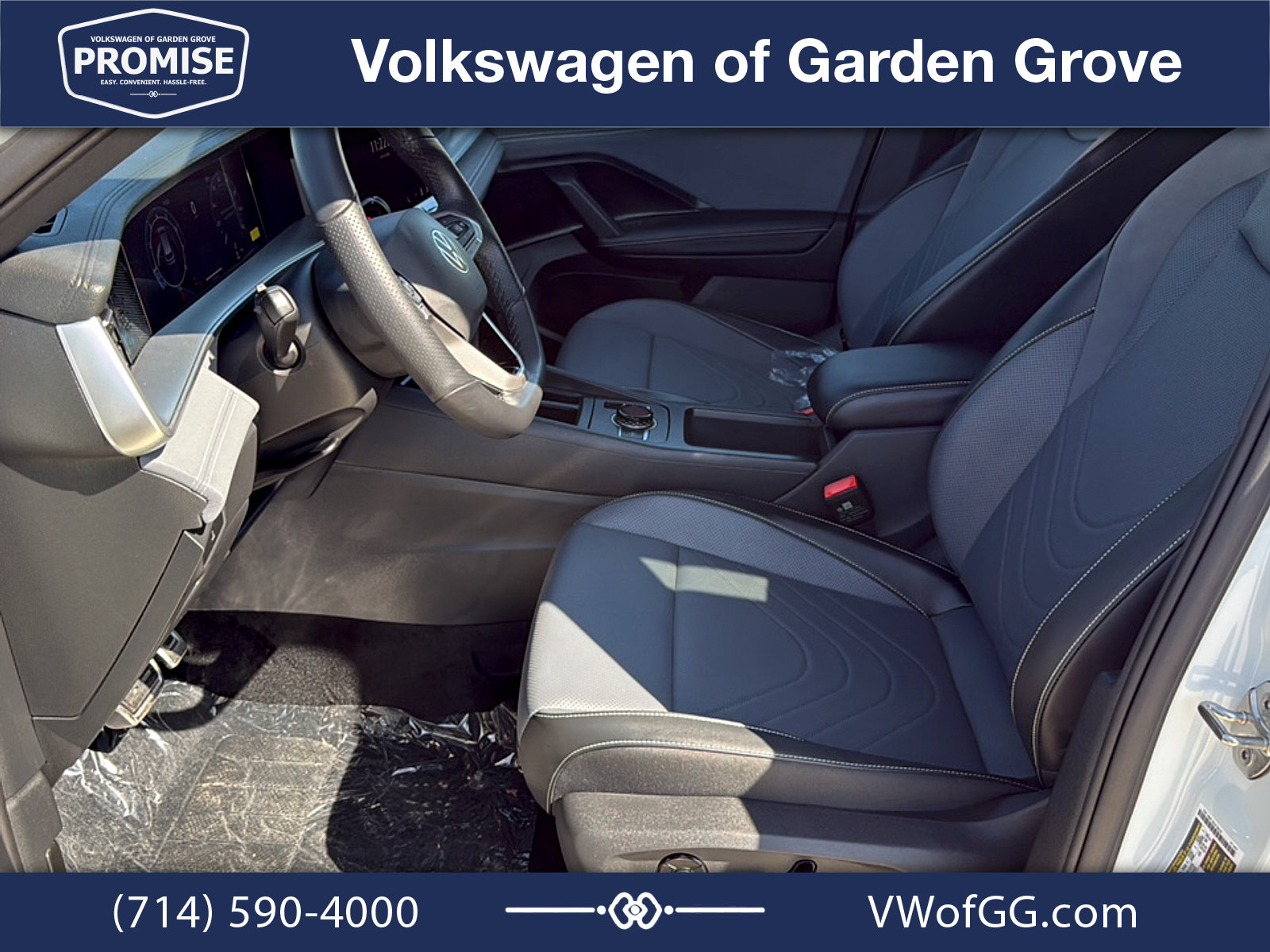 New 2026 Volkswagen Tiguan SE R-Line FWD image 15
