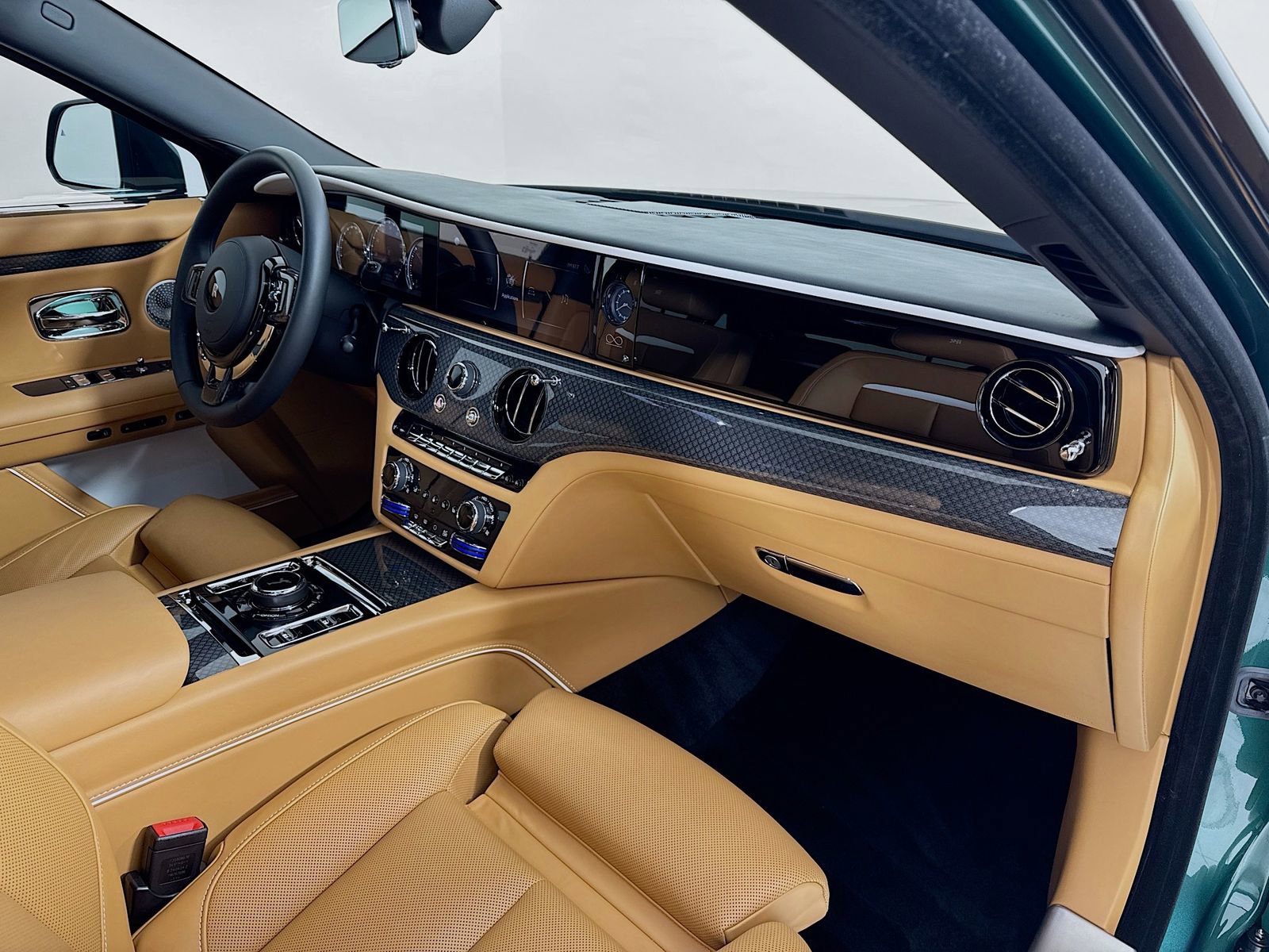 Certified 2024 Rolls-Royce Ghost Black Badge image 28